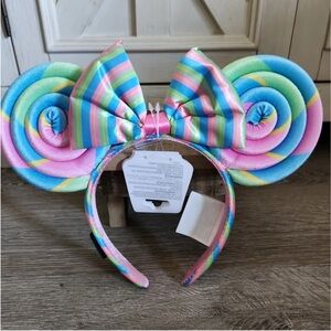 New with tags! Disney Parks Eats Swirl Lollipop Ears